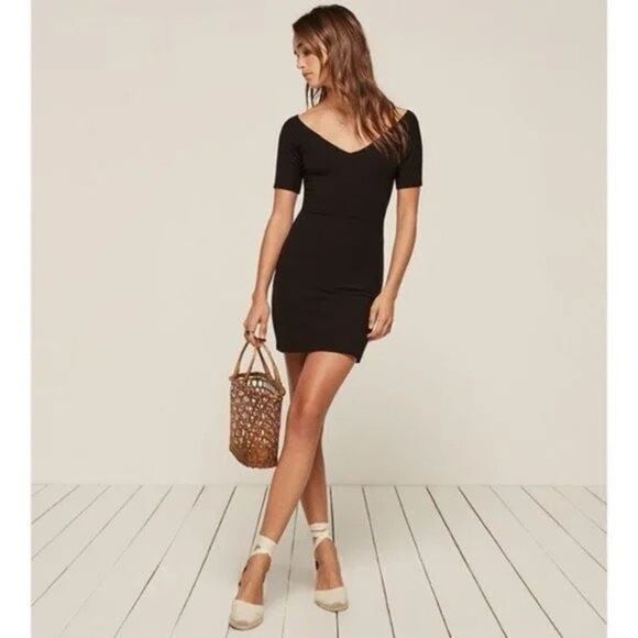 ✨Reformation Cuba Dress✨ - Picture 3 of 7